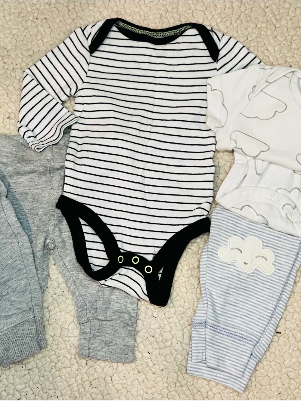 Bundle of size 0 to 3 months
